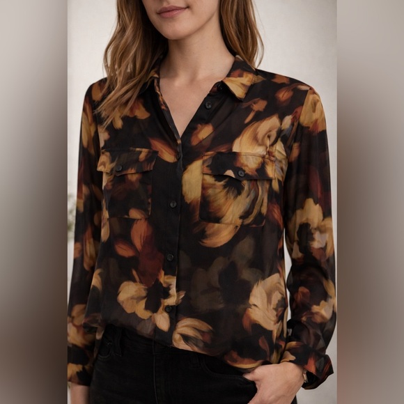 Elie Tahari Tops - Elite Tahari Floral Blouse